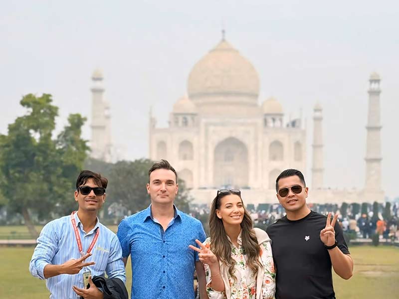 Taj Mahal Same day tour by luxury car