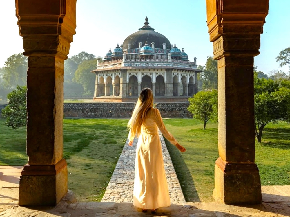 Same day Delhi tour by luxury car