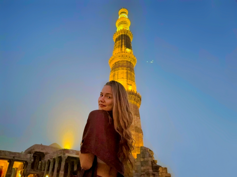 Same day Delhi tour by luxury car