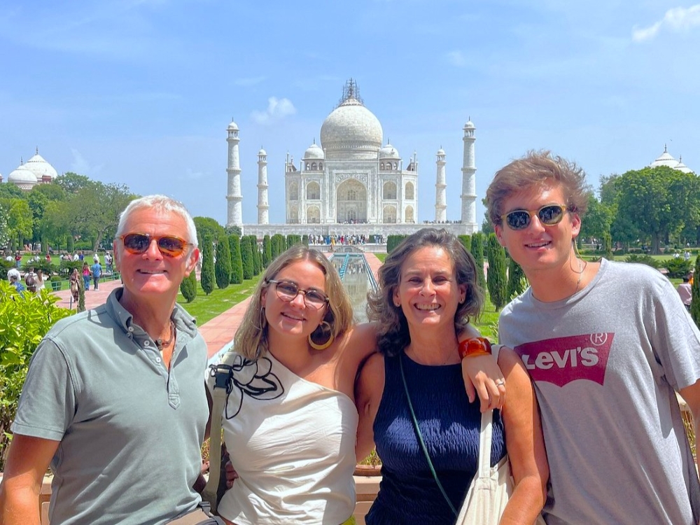 taj mahal tour by train